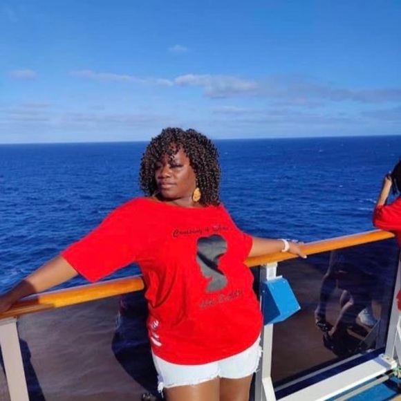 Meet your Posher, Mel - Picture 1 of 1